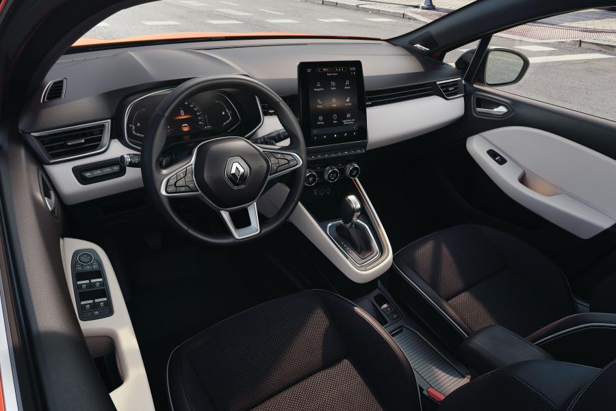 Торпедо Renault Clio 2019 года  (WW) (фото 7 из 48)
